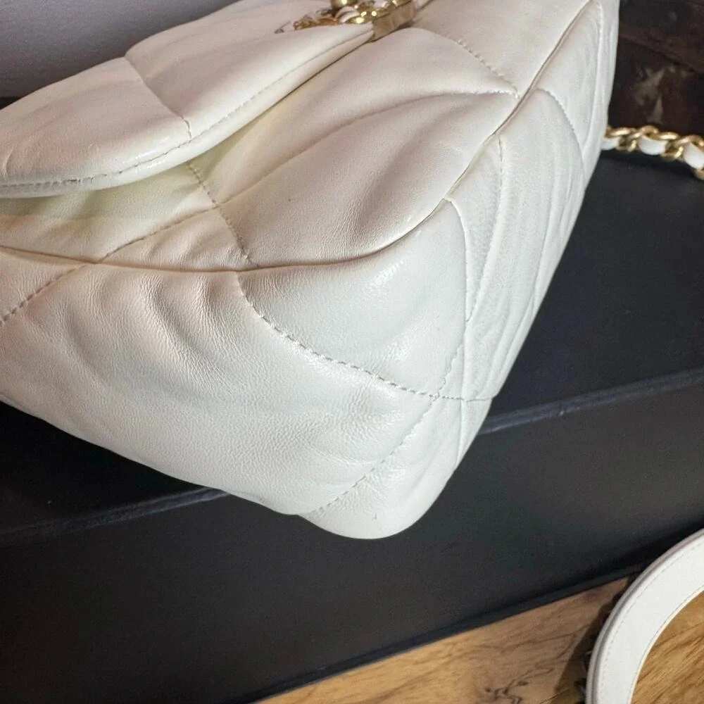 Chanel 19 Ivory Lambskin Mixed Metal‎ Medium Bag Microchipped Authentic CoA